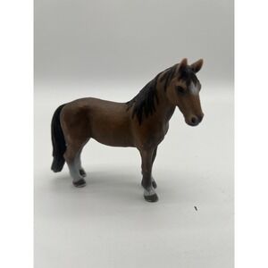 2011 Brown Female Tennessee Walker Walking Horse 5" Schleich PVC Action Figure